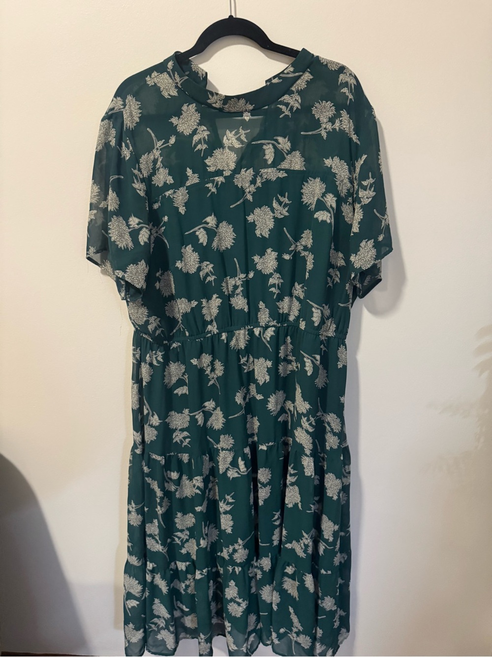 Lulu's Emerald Green Floral Midi Dress